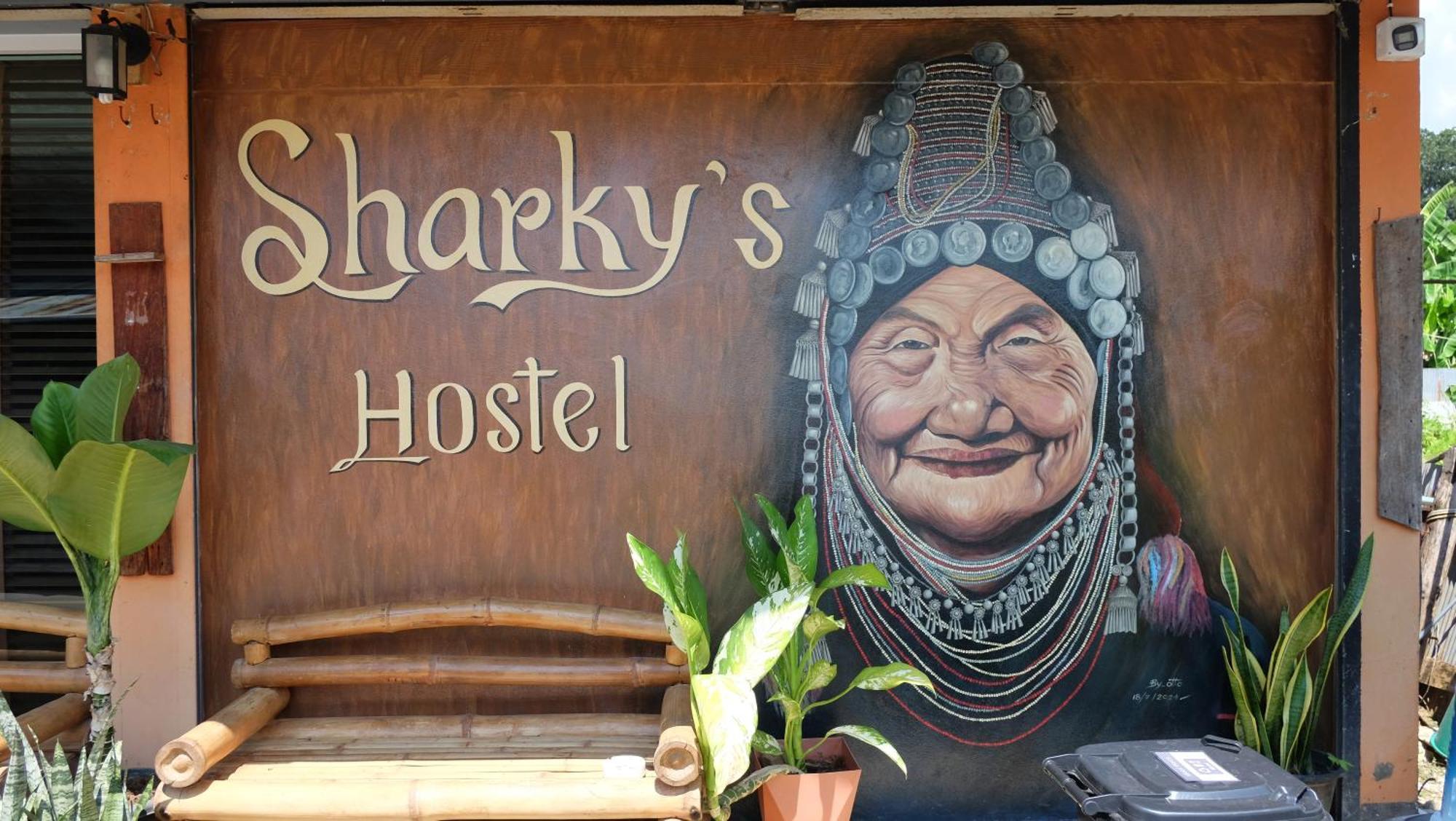 Sharky'S Hostel パーイ エクステリア 写真